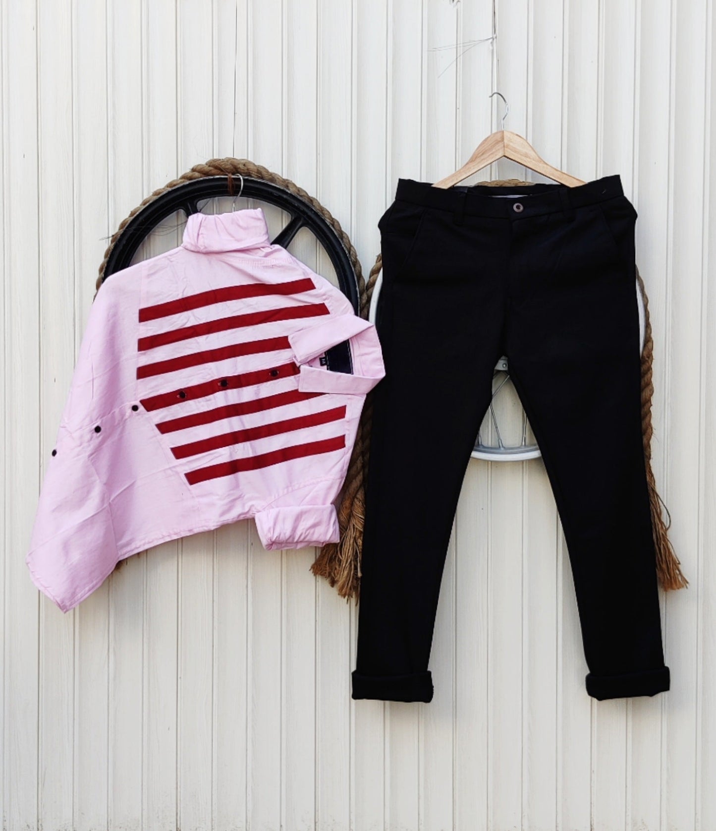 Trendy Graceful Top & Bottom Set